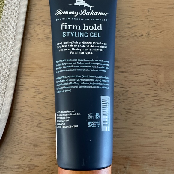 Tommy Bahama Firm Hold Styling Gel - Black and Gold - Picture 2 of 2